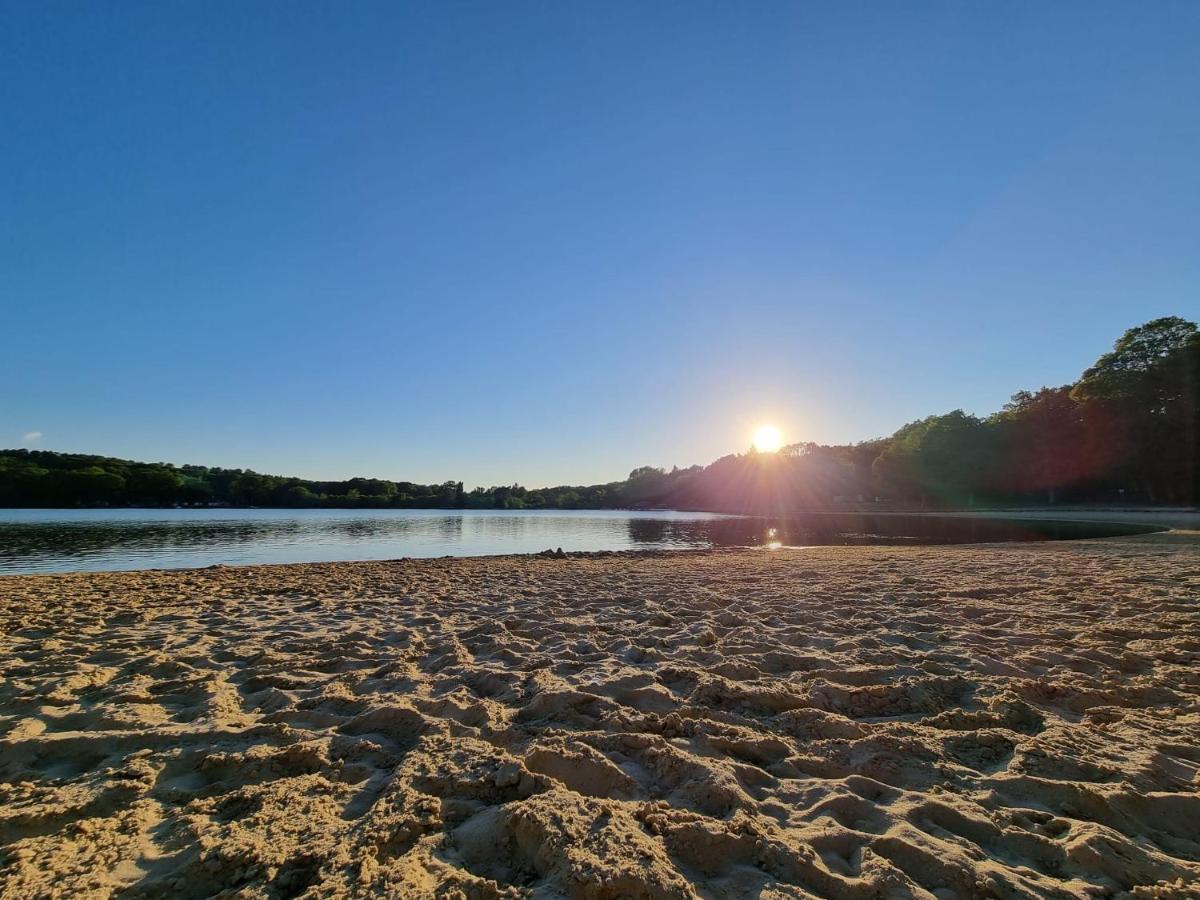 La Tiny Proche Lac Et Foret Sillé-le-Guillaume Esterno foto